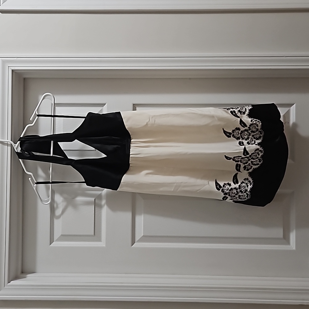 BCBG halter dress 8P
